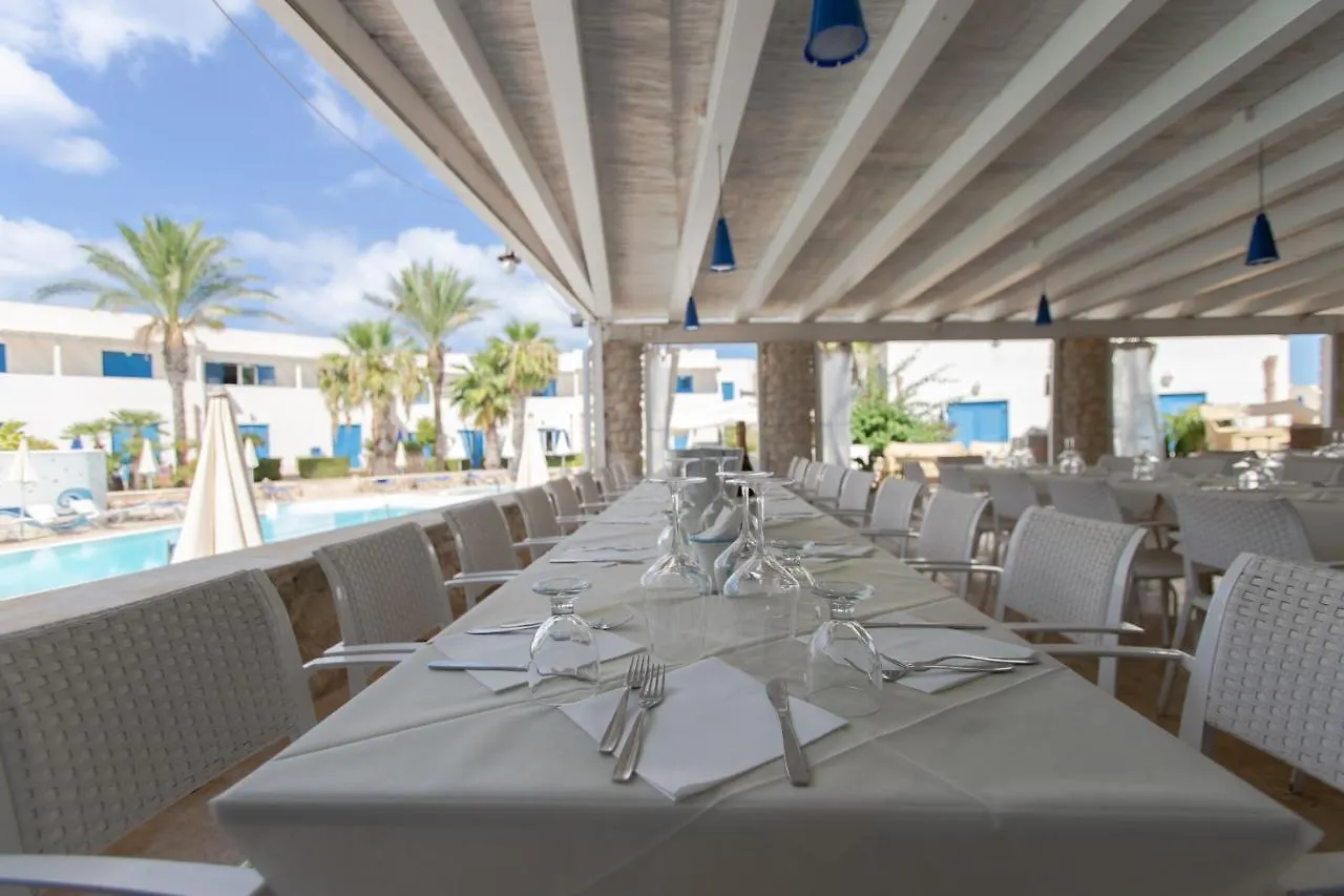 Resort Cala La Luna Favignana Italy