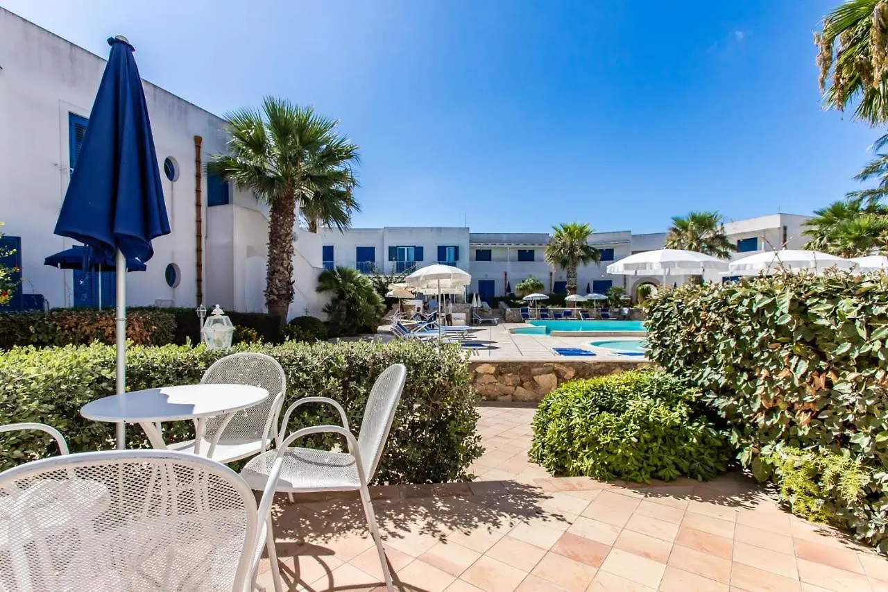 פאביננה Resort Cala La Luna