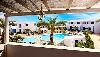 מלון דירות פאביננה Resort Cala La Luna