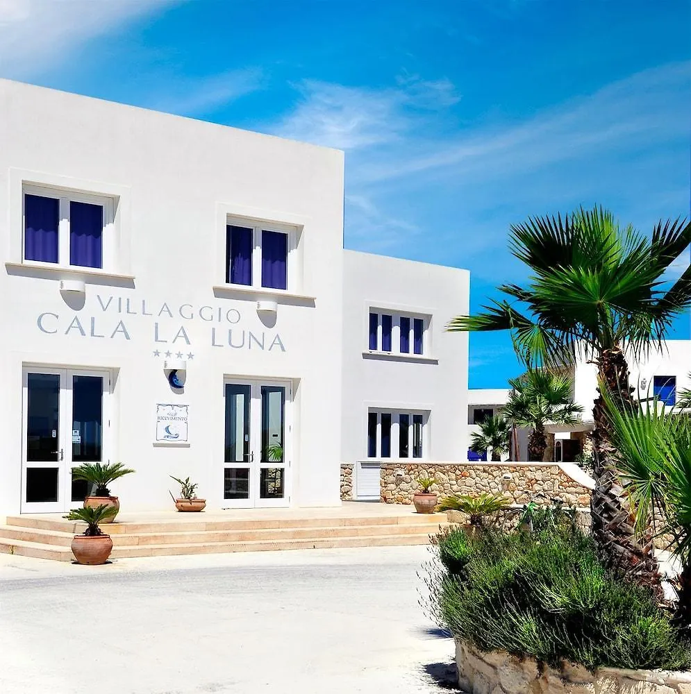 فافينانا Resort Cala La Luna