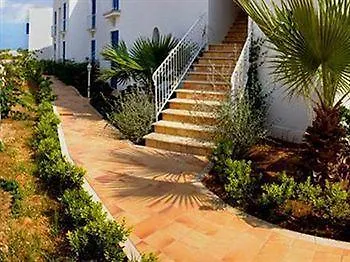 פאביננה Resort Cala La Luna 4*,