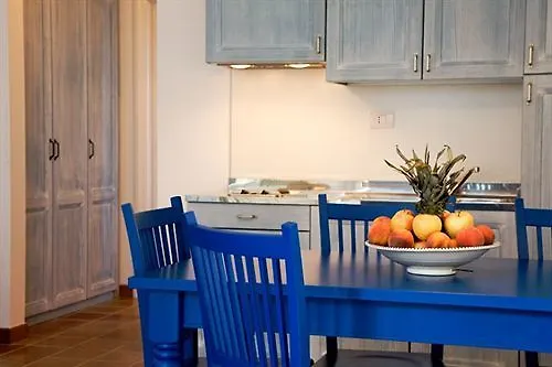 **** شقة فندقية فافينانا Resort Cala La Luna إيطاليا